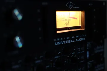 Universal audio black 1176 compressor.